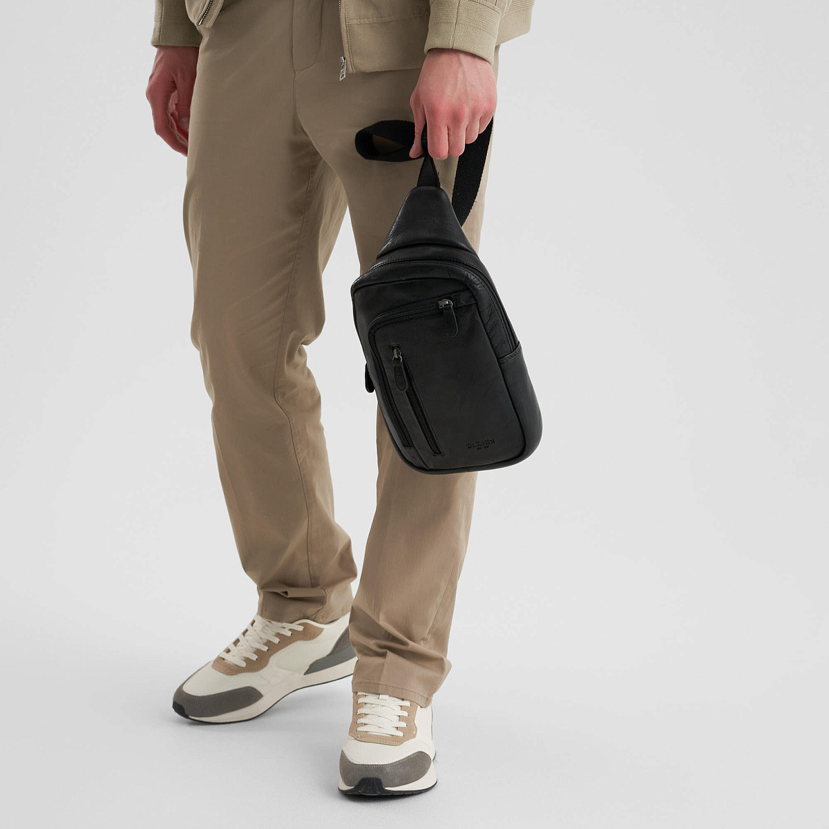 Рюкзак Dr.Koffer из натуральной кожи черный