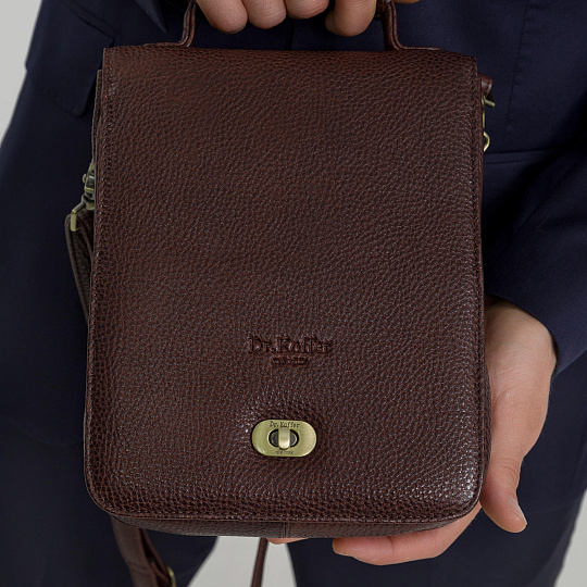 Сумка через плечо Dr.Koffer из натуральной кожи коричневая