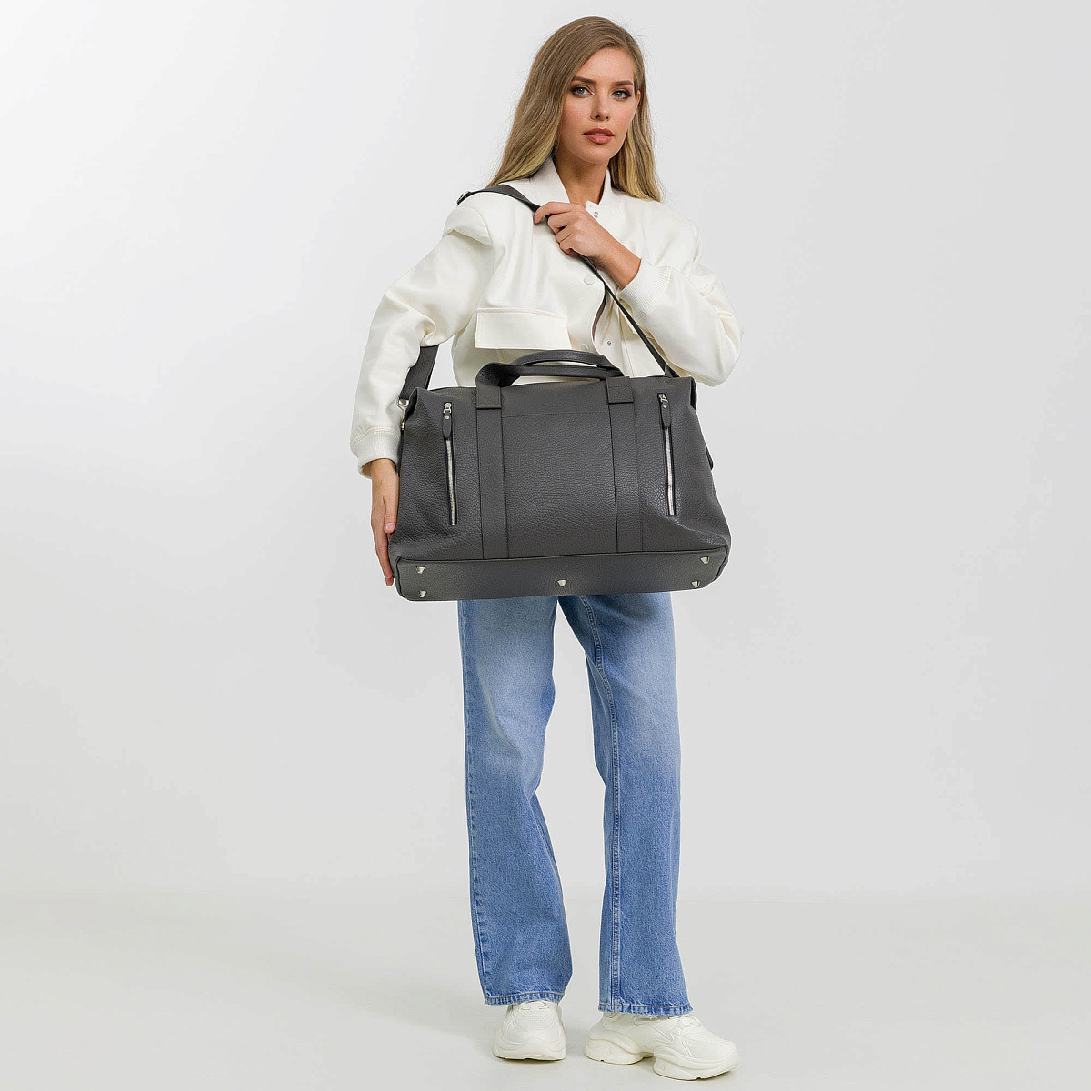 Сумка дорожная Dr.Koffer из натуральной кожи серая