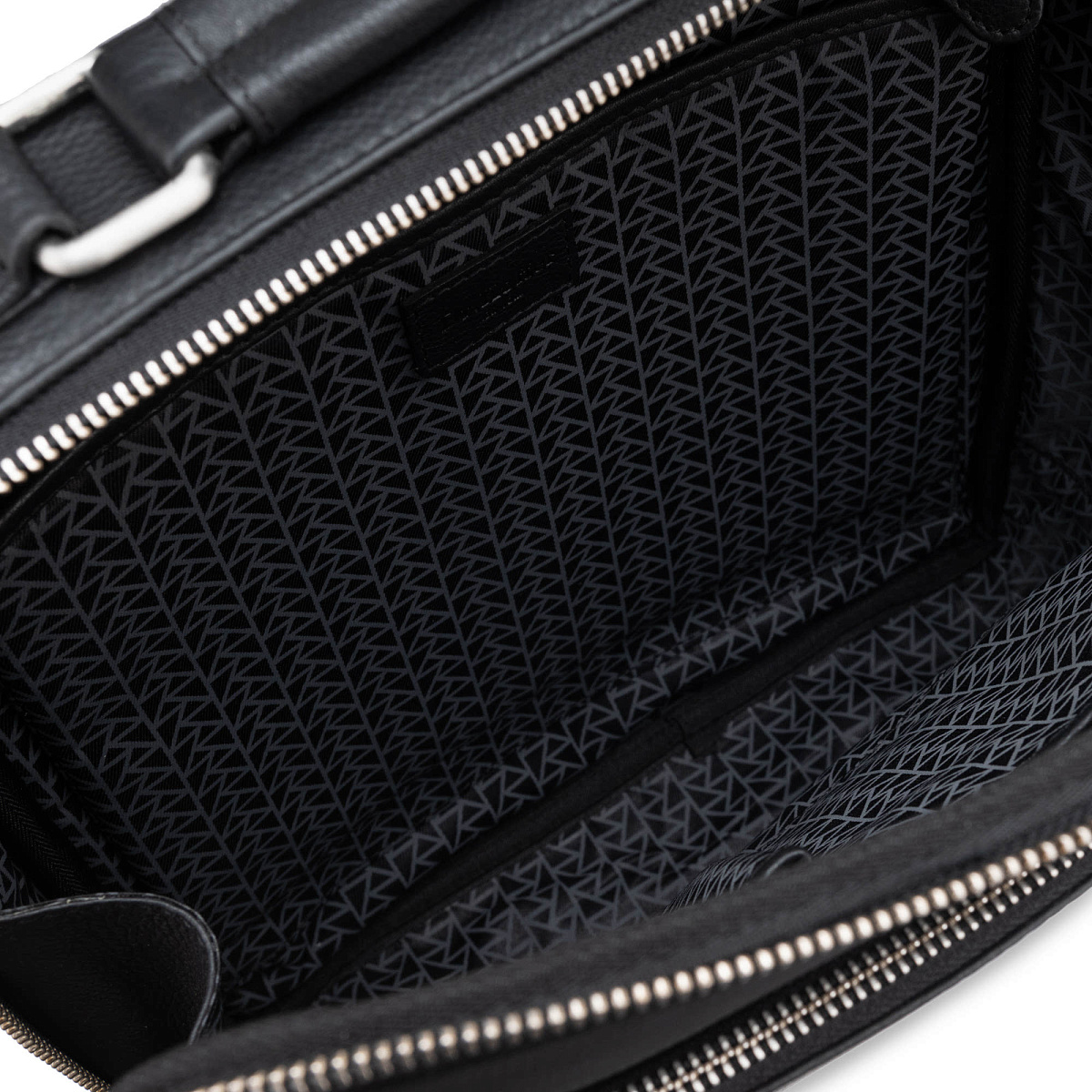 Сумка через плечо Dr.Koffer из натуральной кожи черная