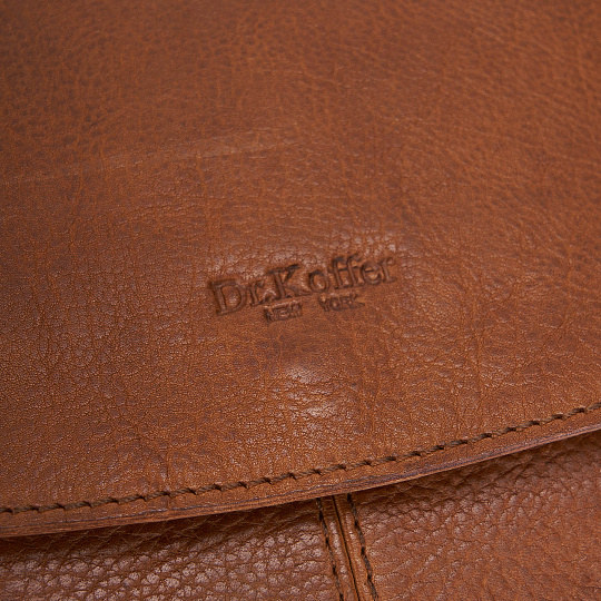 Женская сумка Dr.Koffer из натуральной кожи светло-коричневая