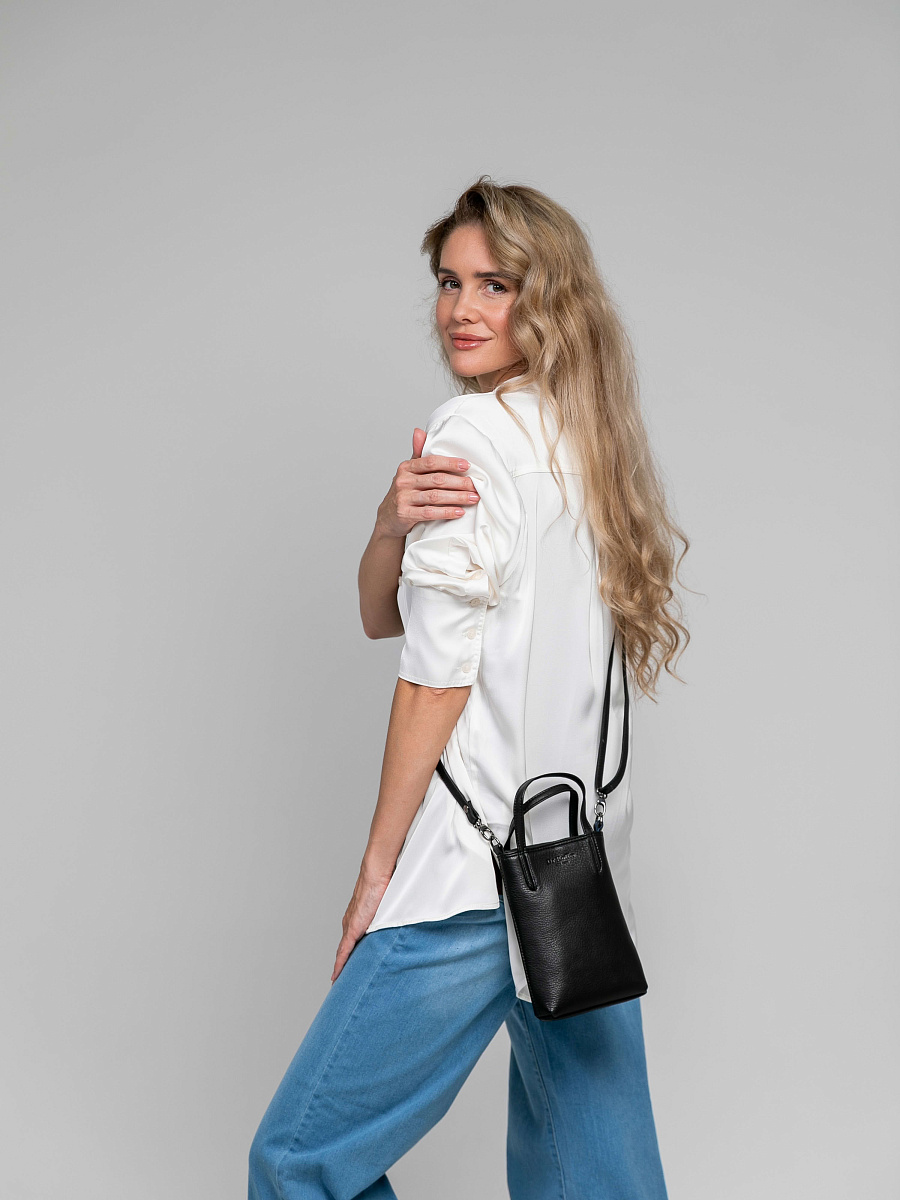 Сумка через плечо Dr.Koffer из натуральной кожи черная