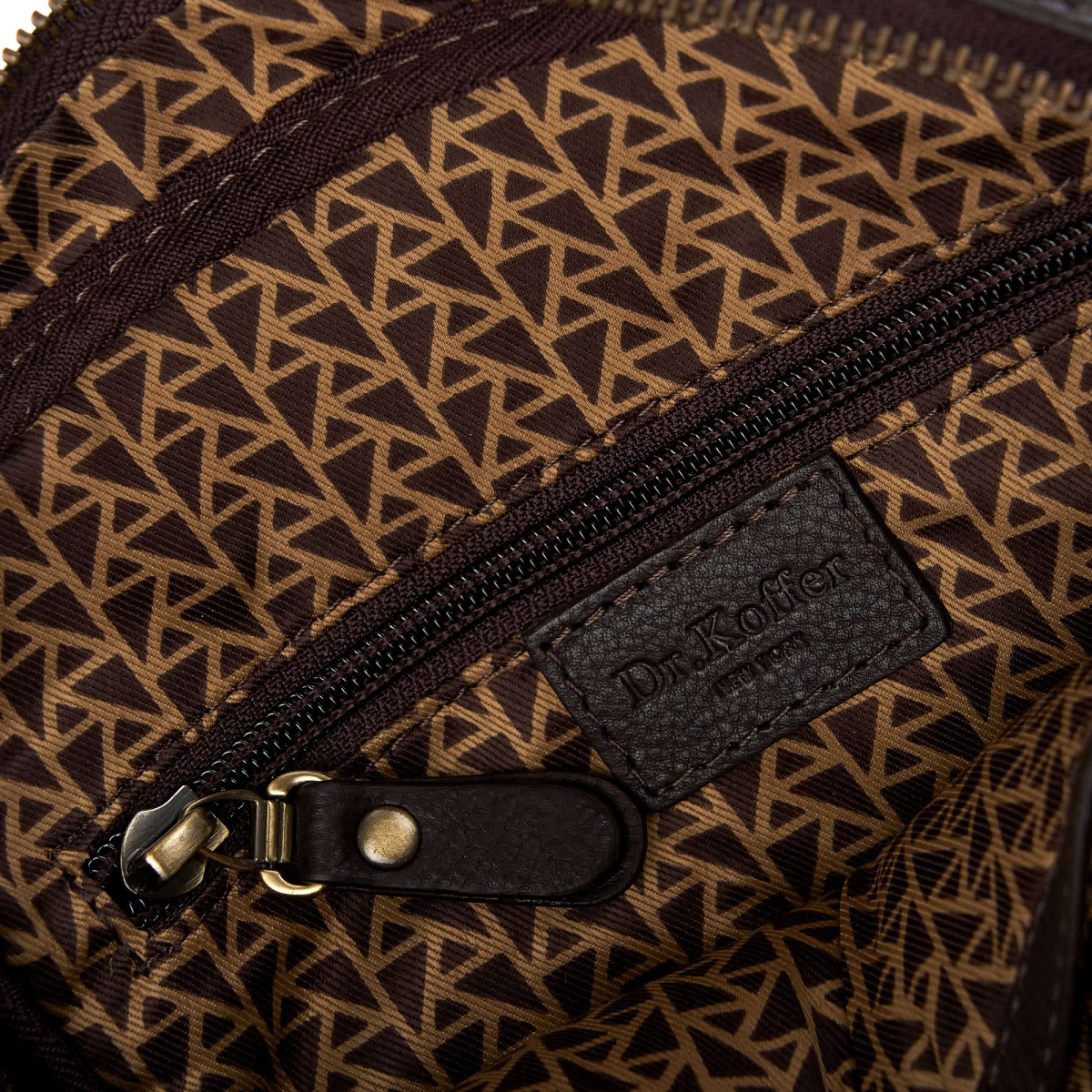 Сумка через плечо Dr.Koffer из натуральной кожи коричневая