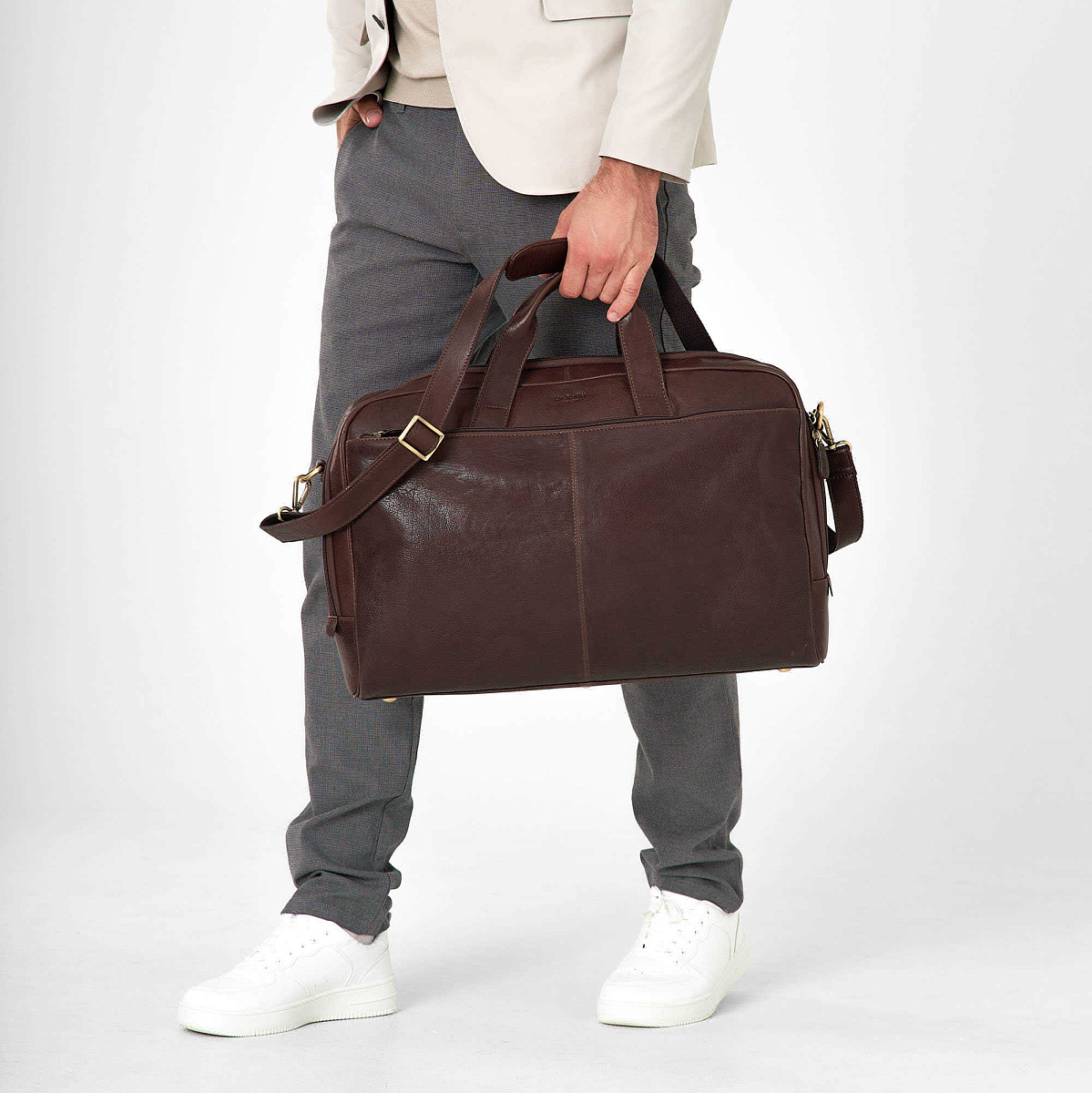 Сумка дорожная Dr.Koffer из натуральной кожи коричневая