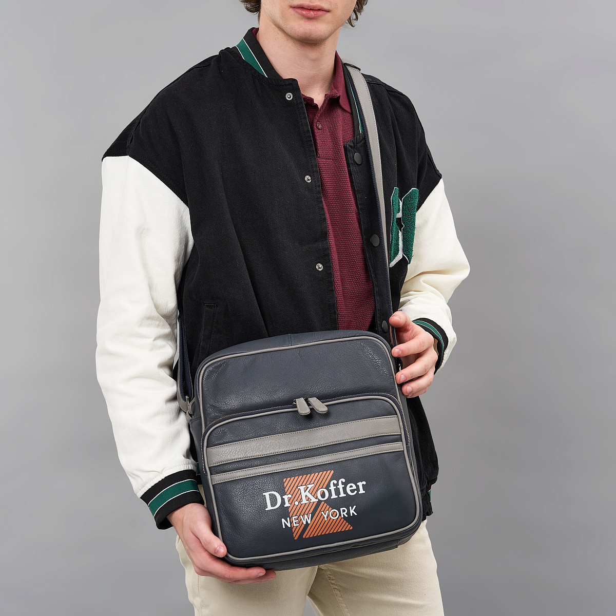 Сумка через плечо Dr.Koffer из натуральной кожи синяя