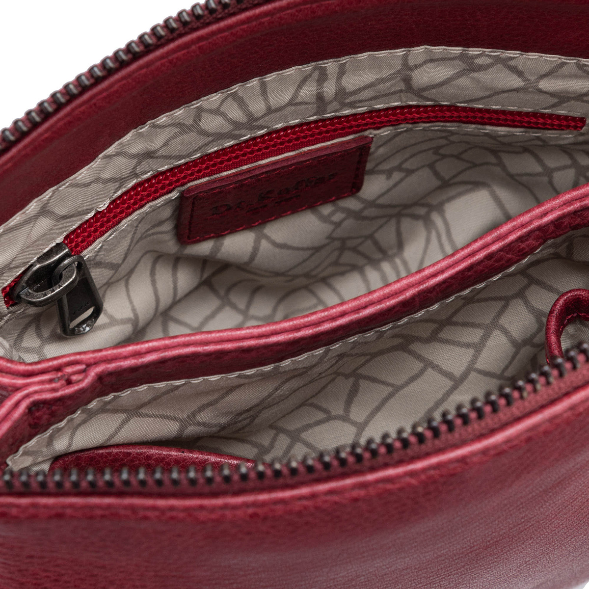 Женская сумка Dr.Koffer из натуральной кожи красная