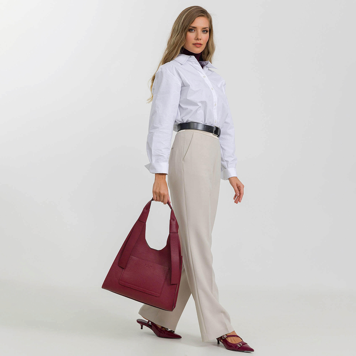 Женская сумка Dr. Koffer из натуральной кожи красная