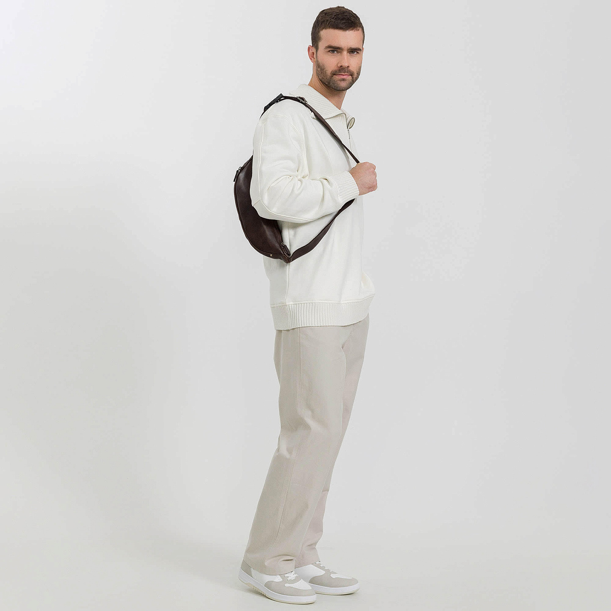 Сумка на пояс Dr. Koffer из натуральной кожи коричневая