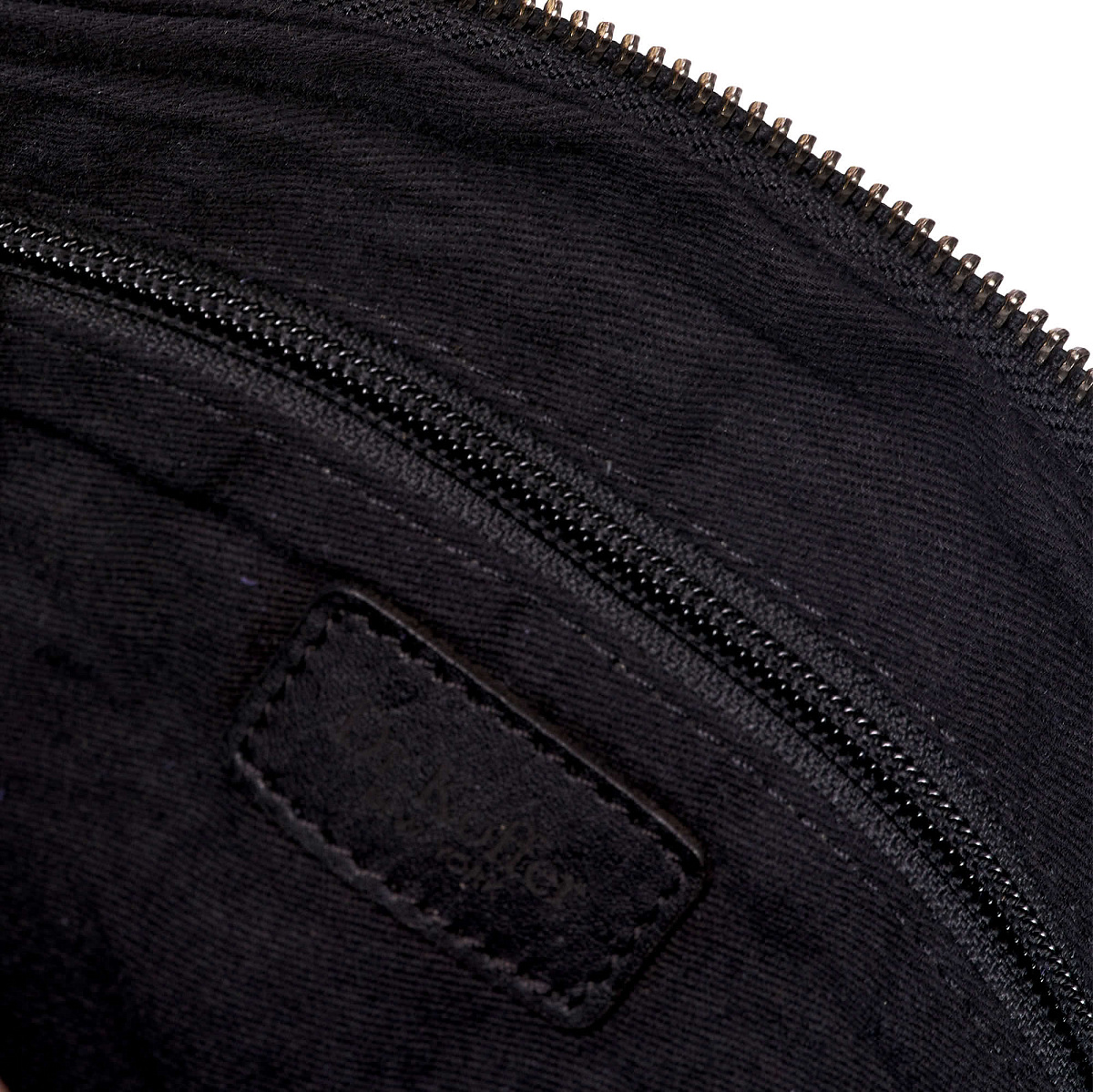 Сумка через плечо Dr.Koffer из натуральной кожи черная