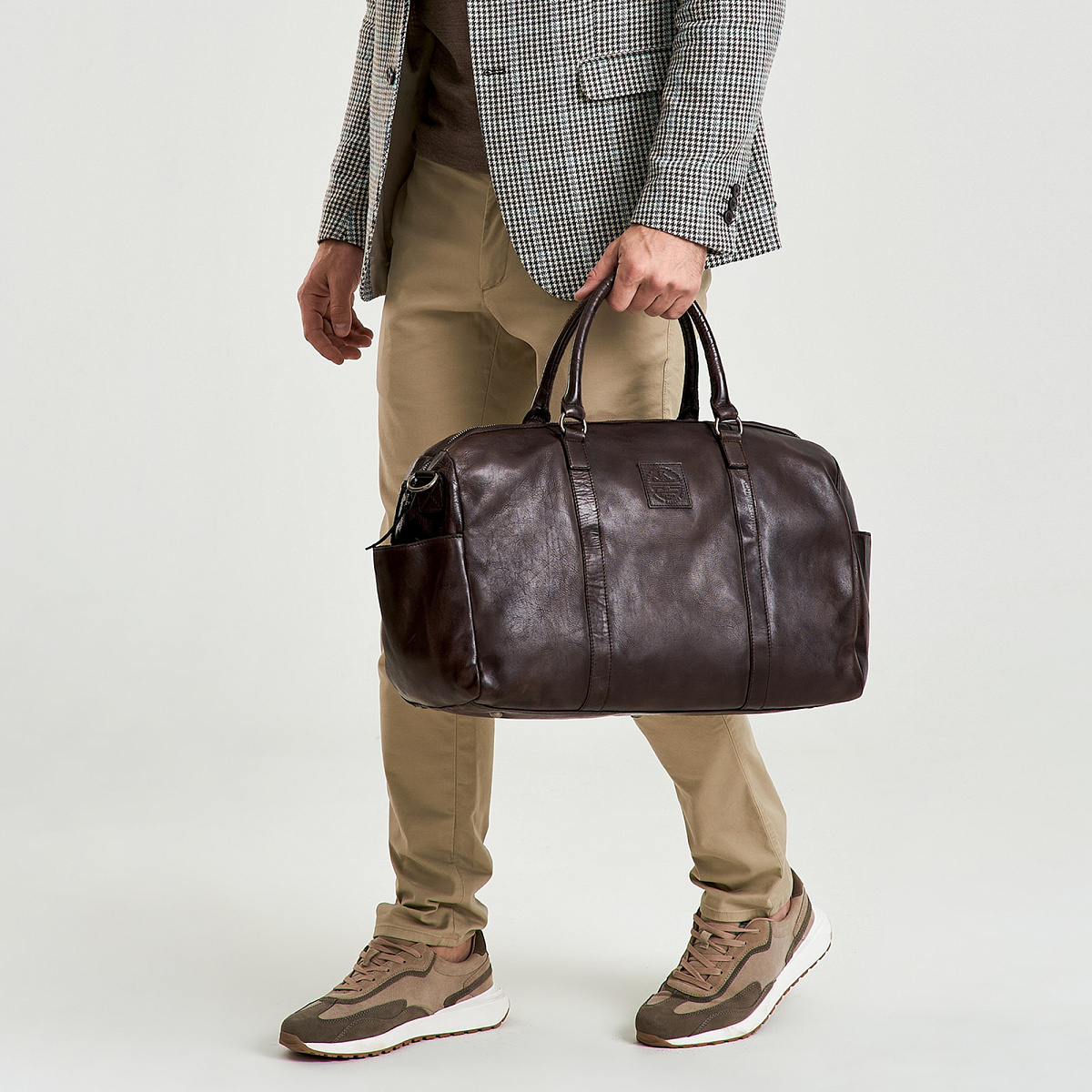 Сумка дорожная Dr.Koffer из натуральной кожи коричневая