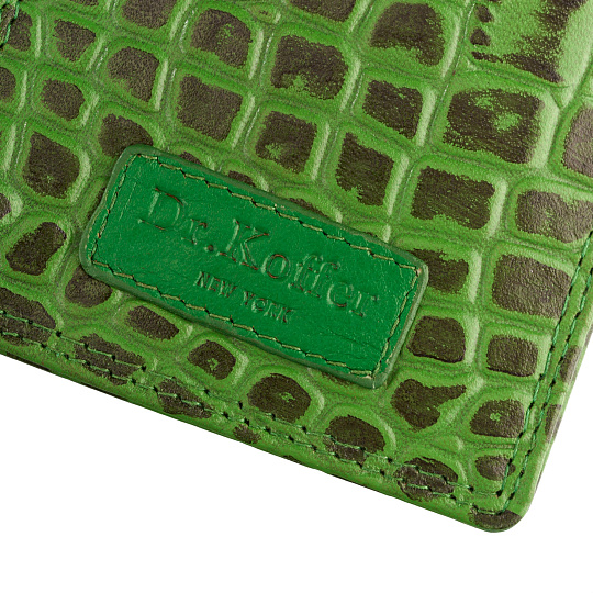 Кредитница Dr.Koffer из натуральной кожи зеленая