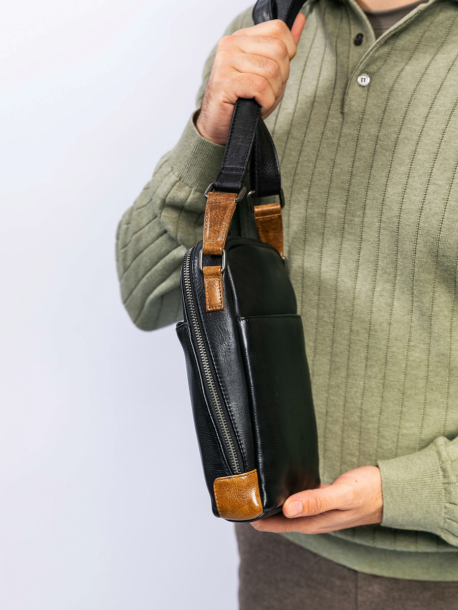 Сумка через плечо Dr. Koffer из натуральной кожи черная