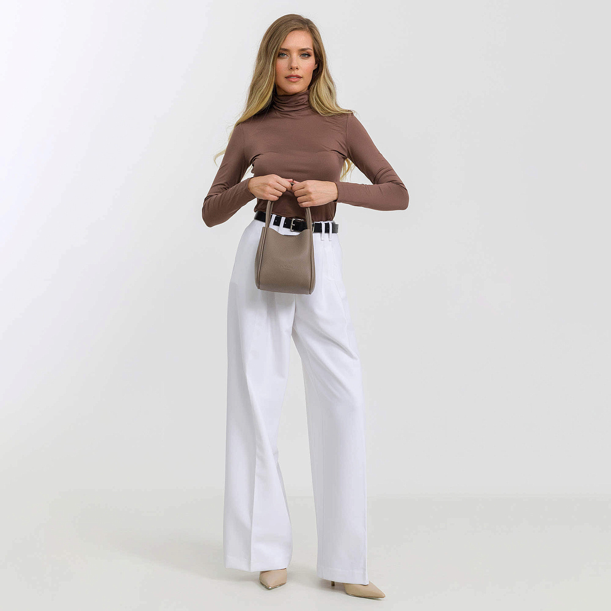 Женская сумка Dr. Koffer из натуральной кожи бежевая