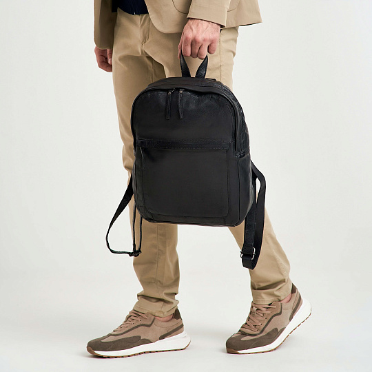 Рюкзак Dr.Koffer из натуральной кожи черный