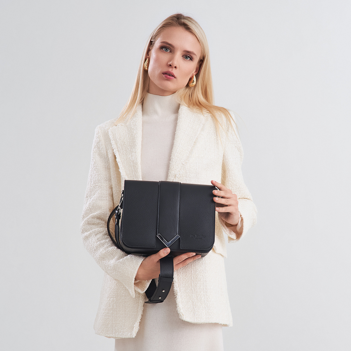 Женская сумка Dr. Koffer из натуральной кожи черная