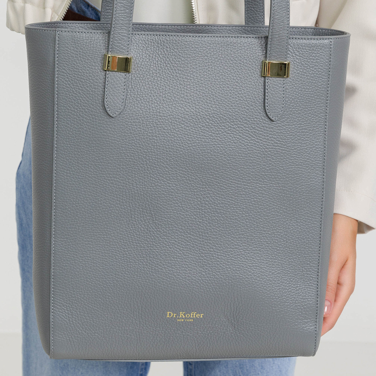Женская сумка  Dr. Koffer из натуральной кожи серая