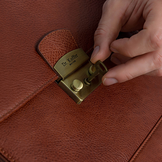 Портфель Dr.Koffer из натуральной кожи светло-коричневый