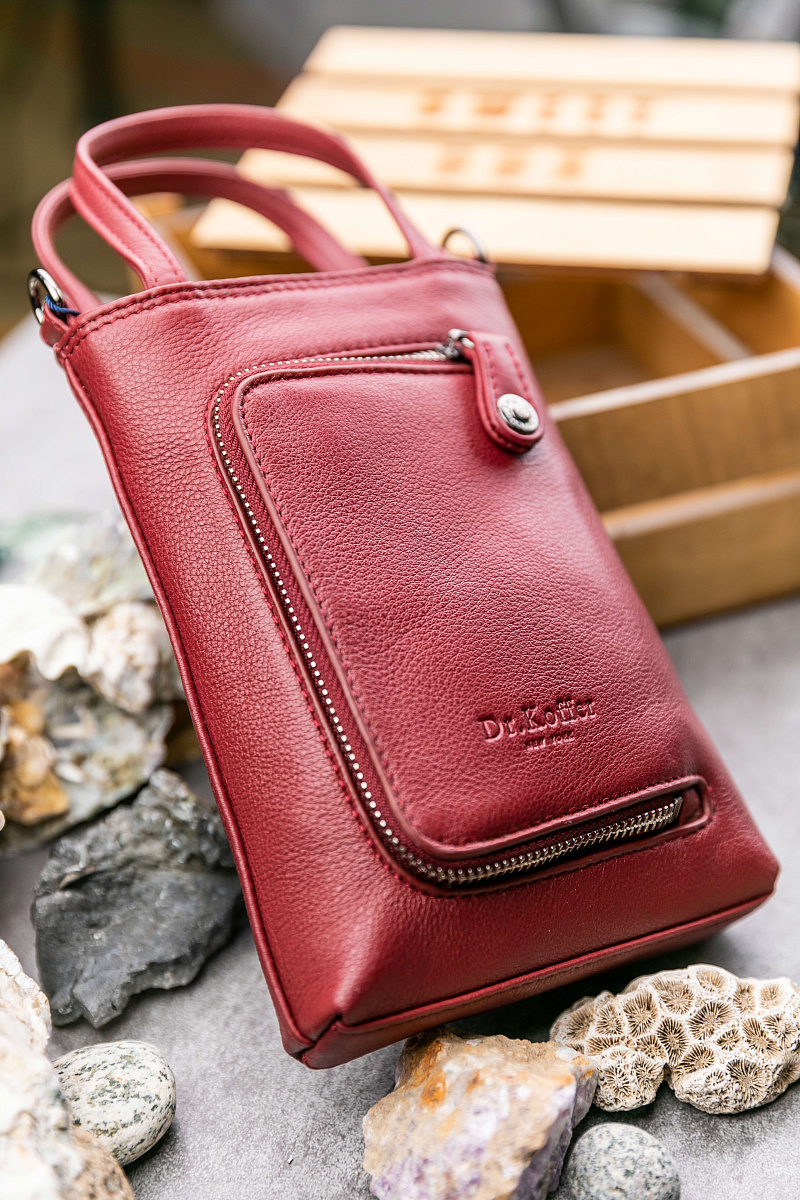 Сумка через плечо Dr.Koffer из натуральной кожи бордовая