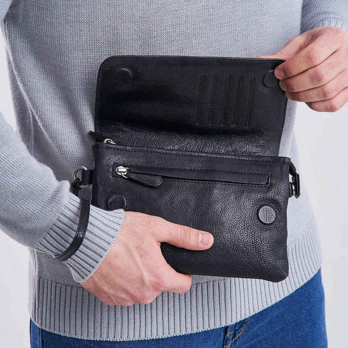 Сумка барсетка из натуральной кожи Dr. Koffer черная