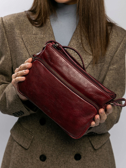 Сумка через плечо Dr.Koffer из натуральной кожи коричневая