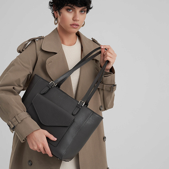 Женская сумка Dr. Koffer из натуральной кожи серая