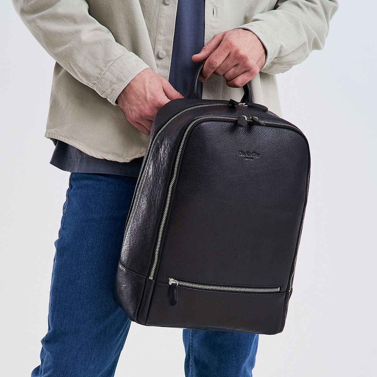 Рюкзак Dr.Koffer из натуральной кожи черный