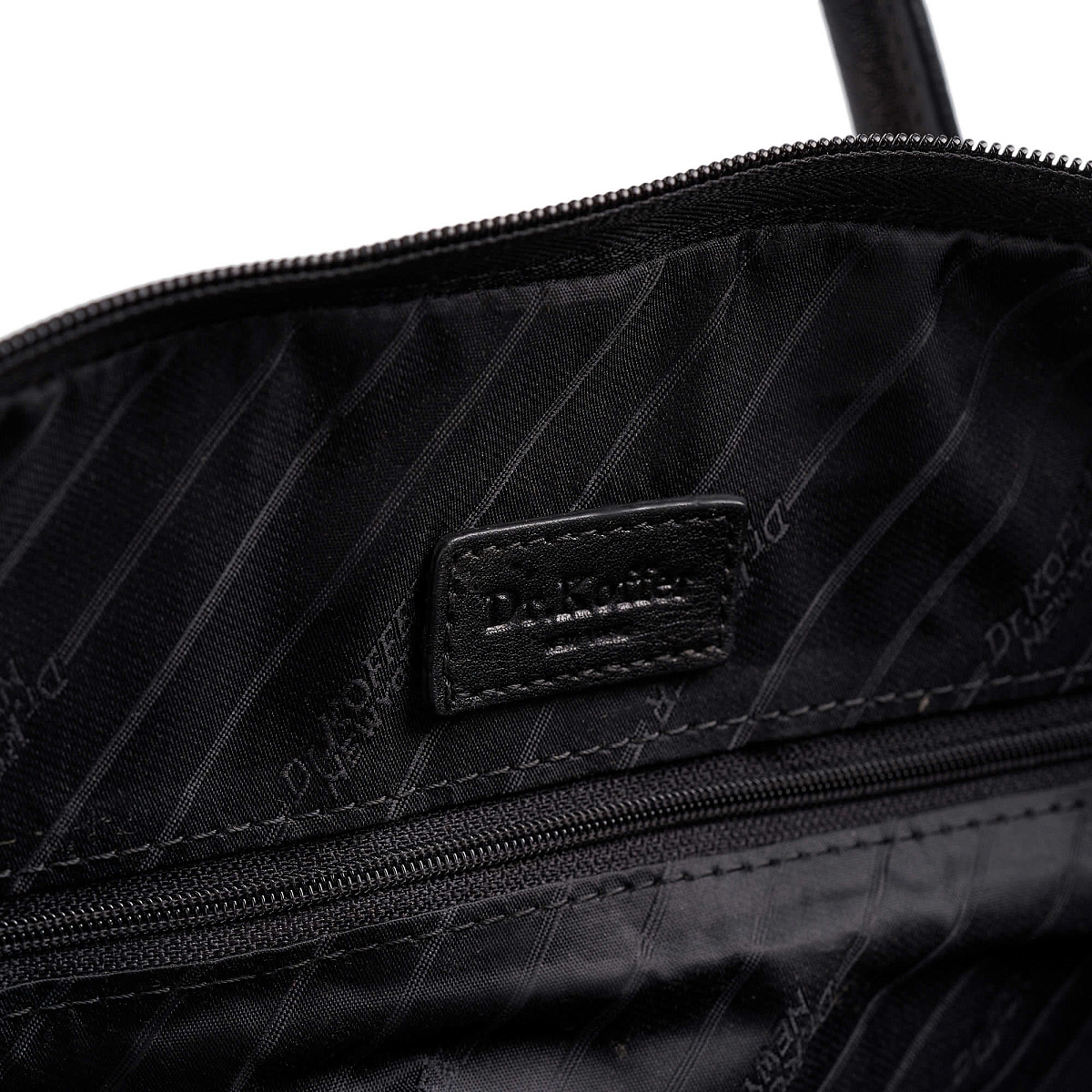 Сумка дорожная Dr.Koffer из натуральной кожи черная