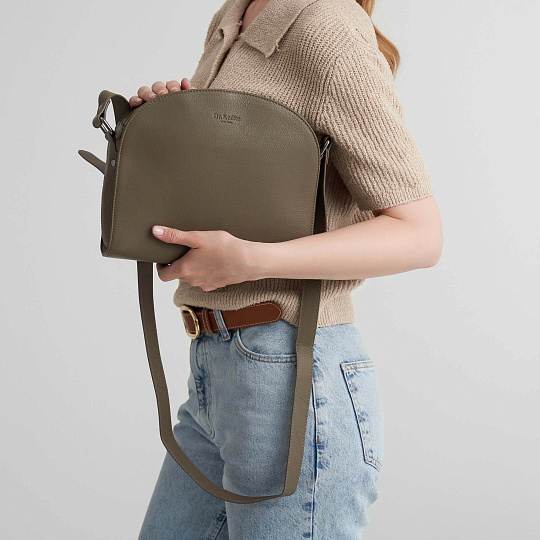 Женская сумка Dr.Koffer из натуральной кожи бежевая