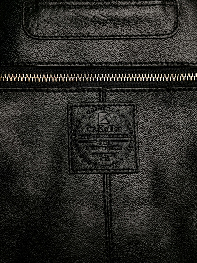 Рюкзак Dr.Koffer из натуральной кожи черный