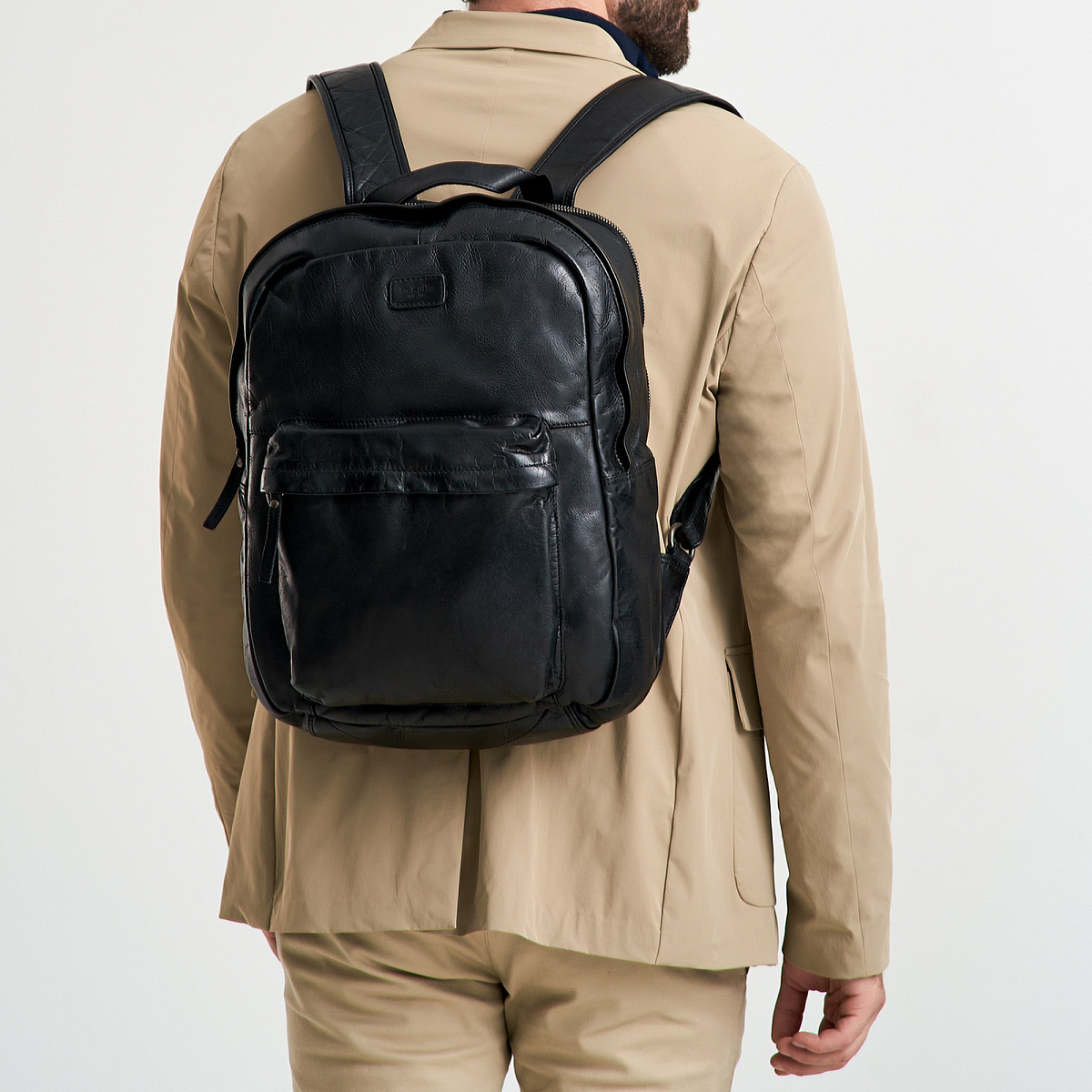 Рюкзак Dr.Koffer из натуральной кожи черный