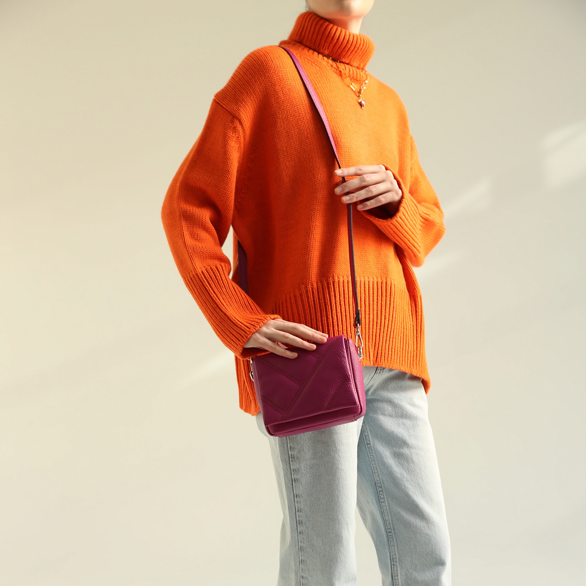 Женская сумка Dr. Koffer из натуральной кожи розовая