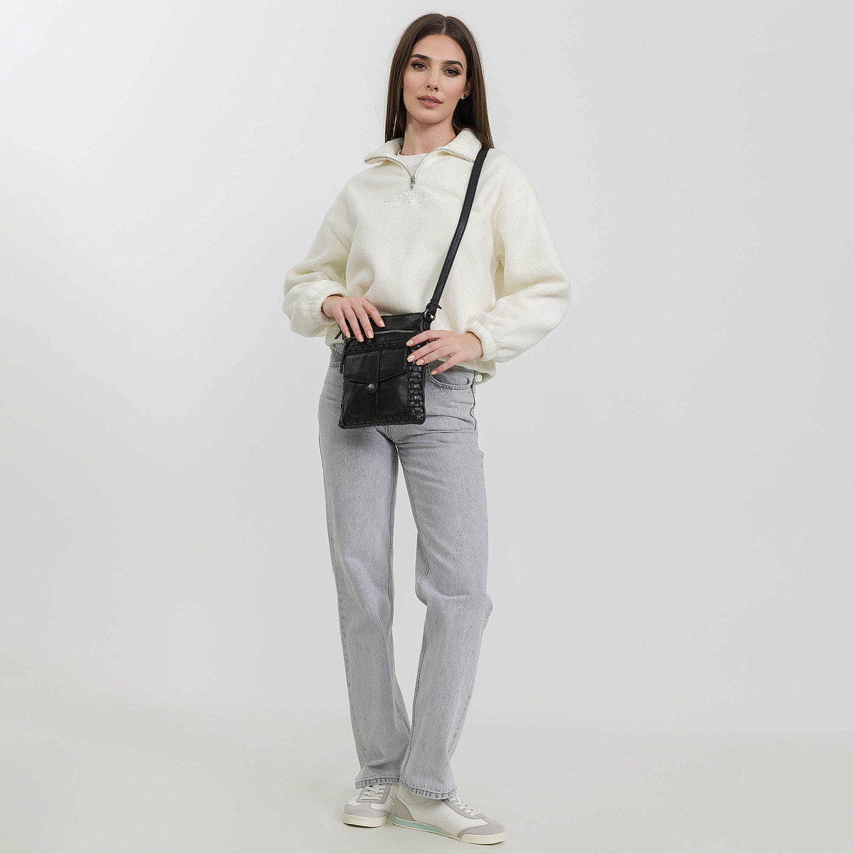 Сумка через плечо Dr.Koffer из натуральной кожи черная