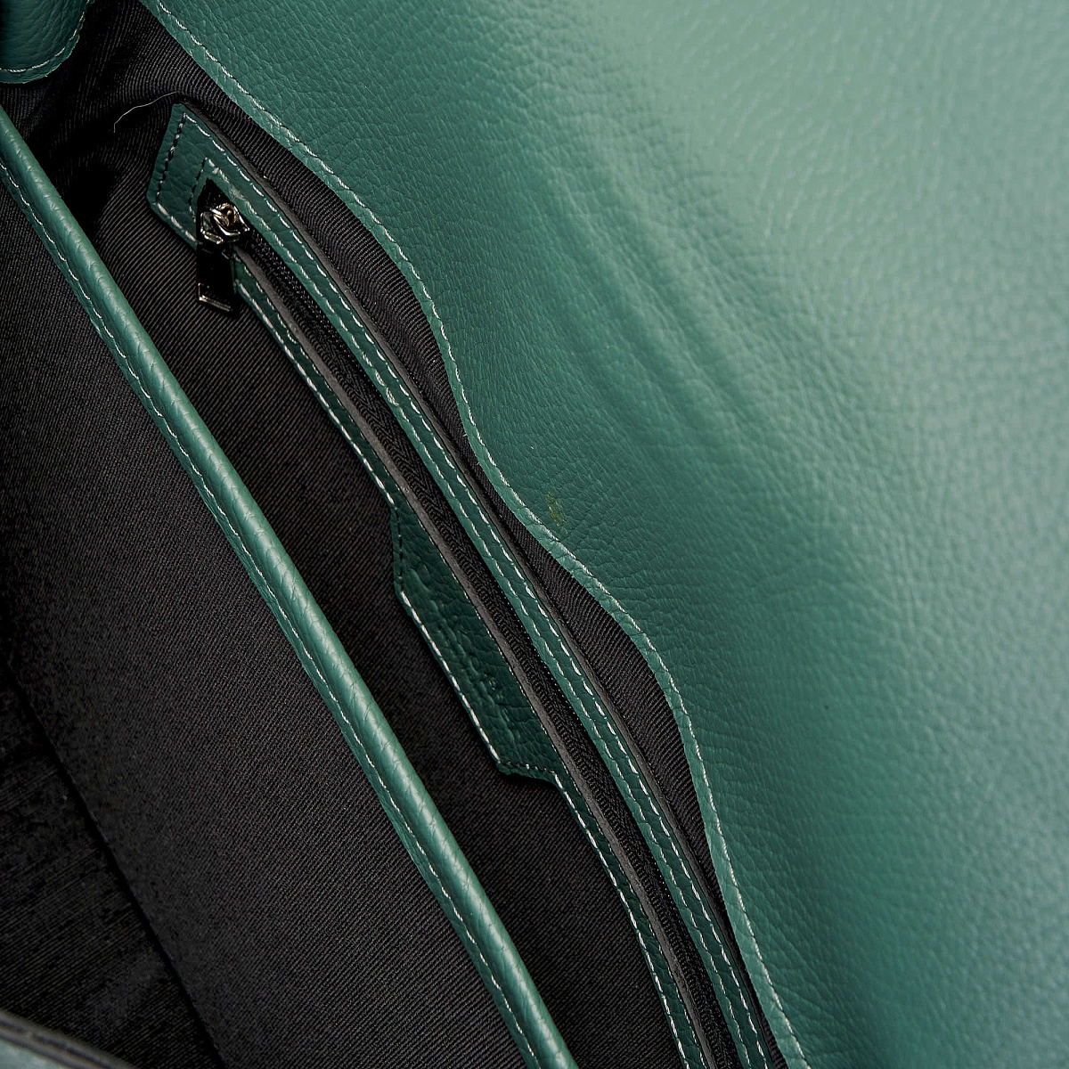 Женская сумка Dr. Koffer из натуральной кожи зеленая