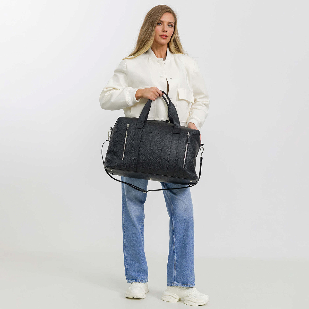 Сумка дорожная Dr.Koffer из натуральной кожи черная