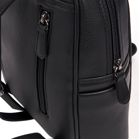 Рюкзак Dr.Koffer из натуральной кожи черный