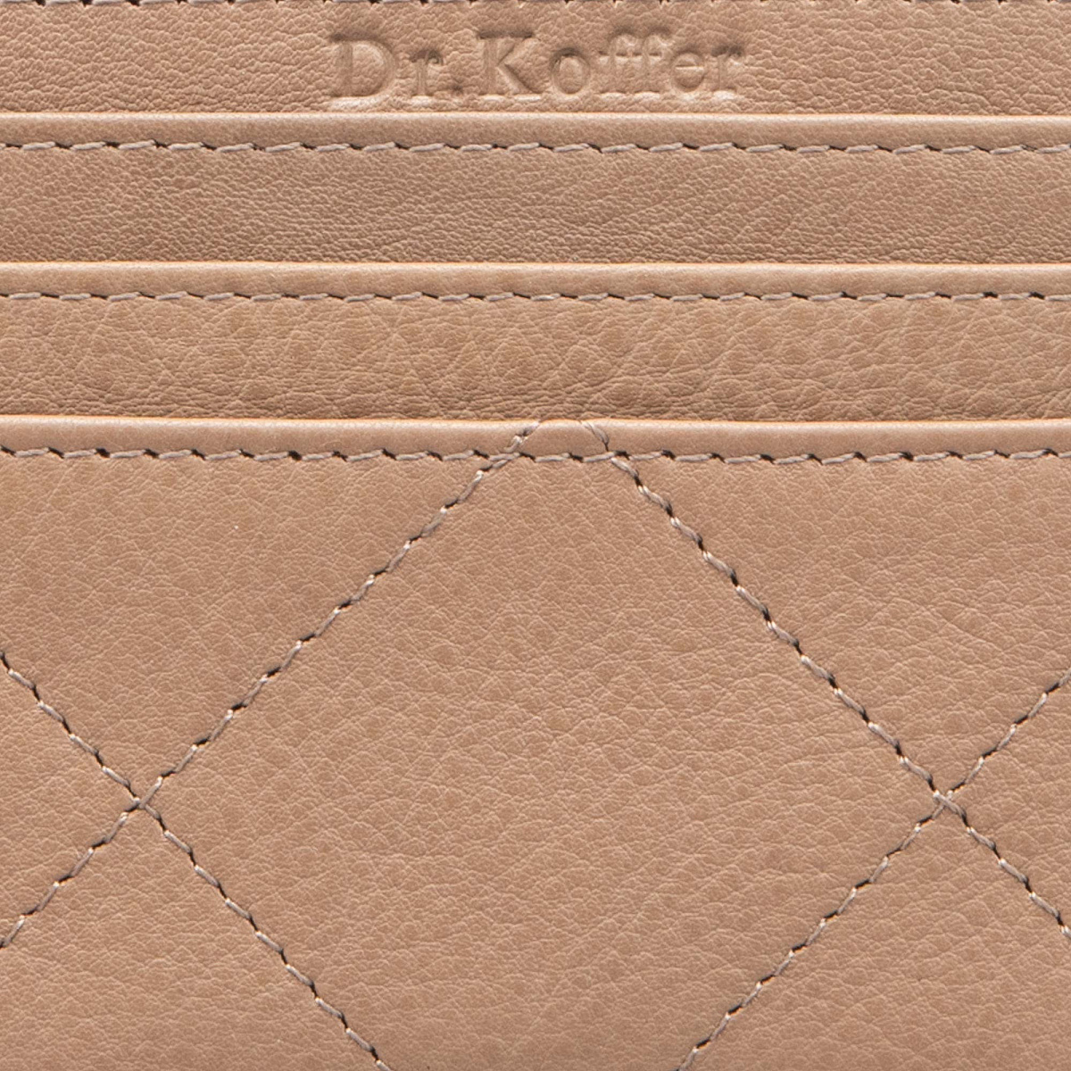 Кредитница Dr.Koffer из натуральной кожи бежевая