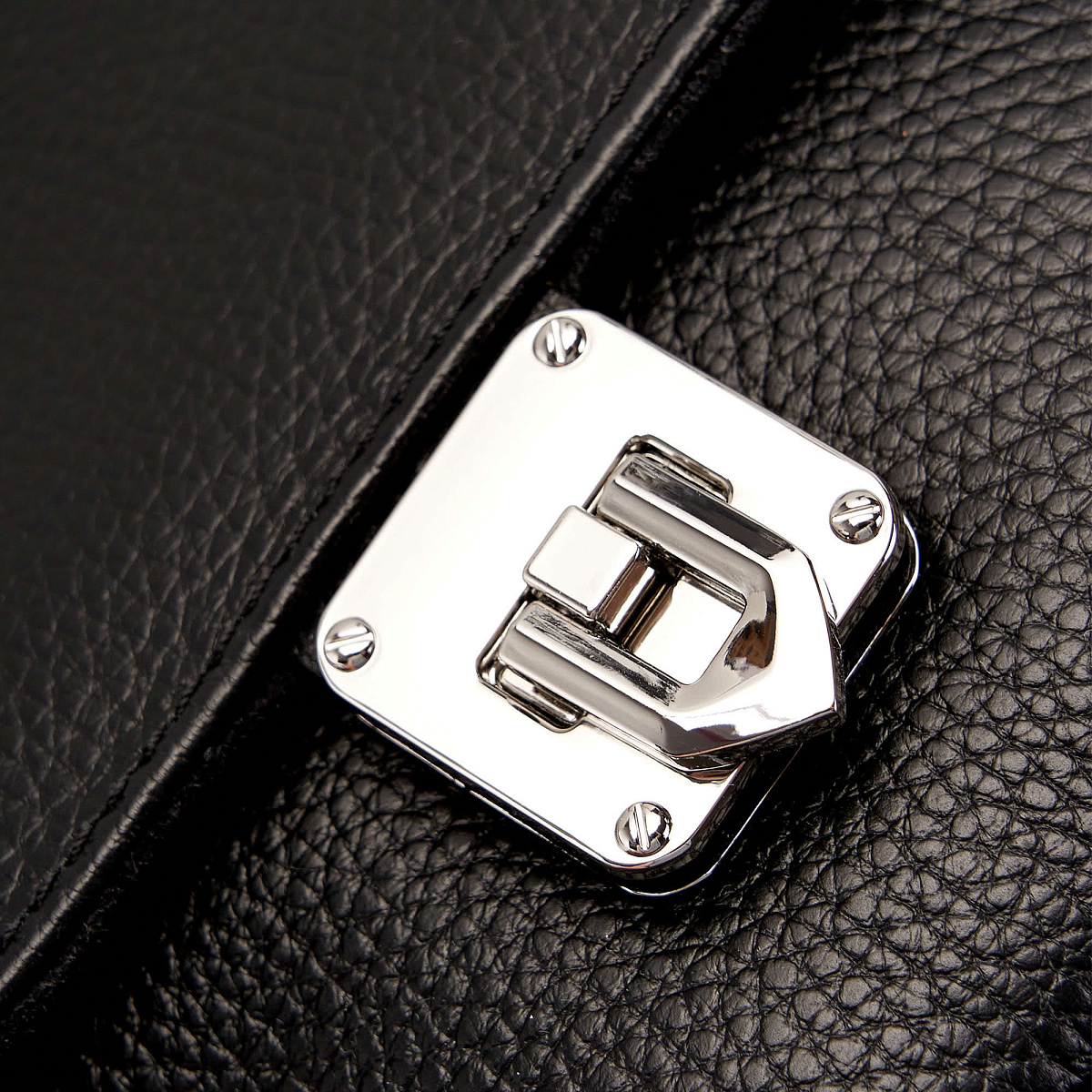 Женская сумка Dr. Koffer из натуральной кожи черная