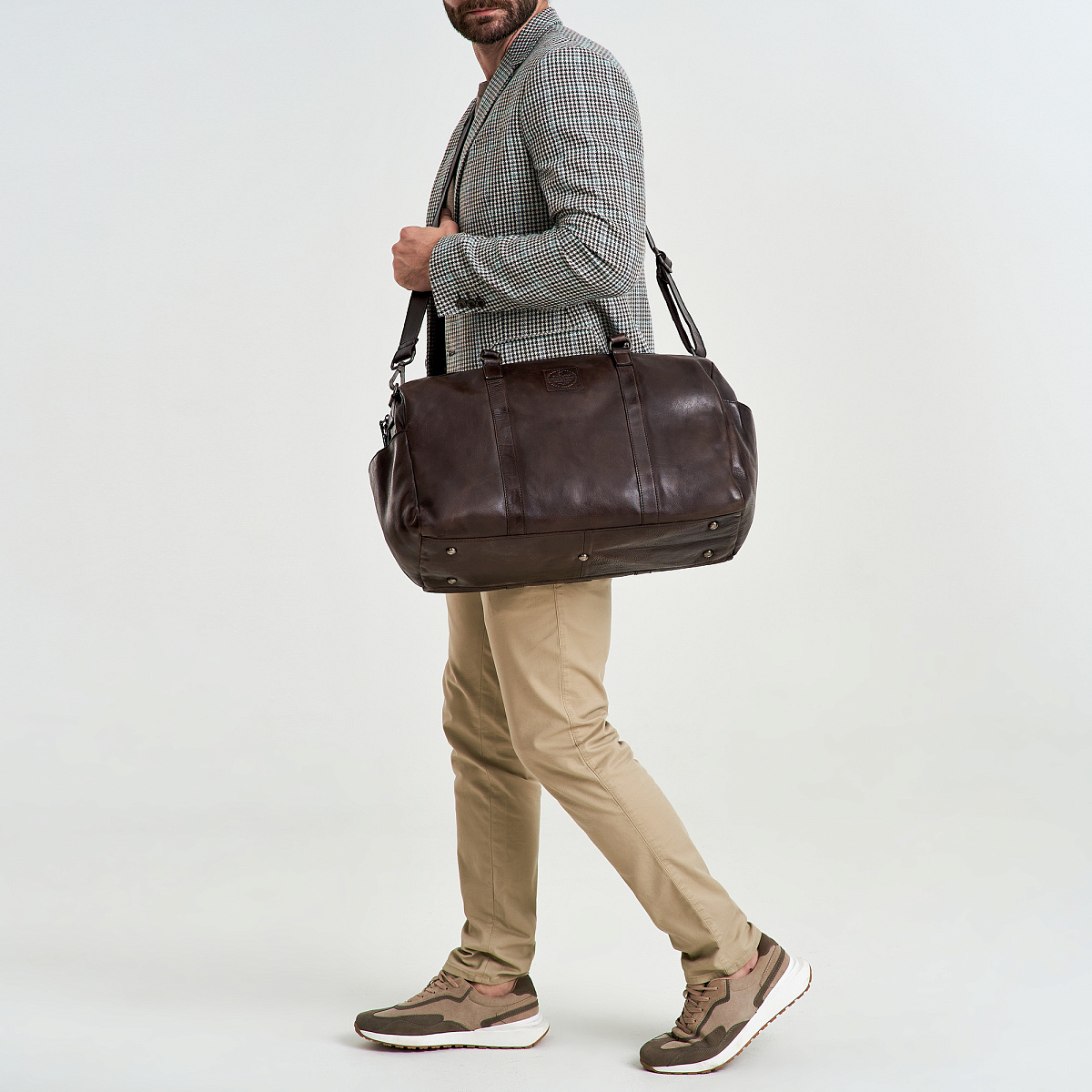 Сумка дорожная Dr.Koffer из натуральной кожи коричневая