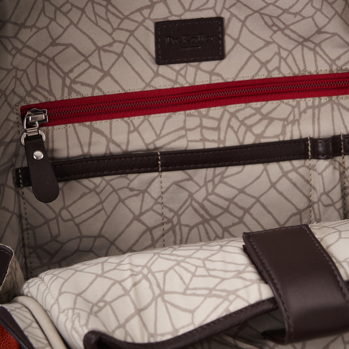 Рюкзак Dr.Koffer из натуральной кожи оранжевый