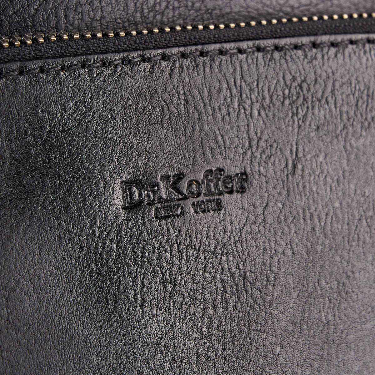 Рюкзак Dr.Koffer из натуральной кожи черный