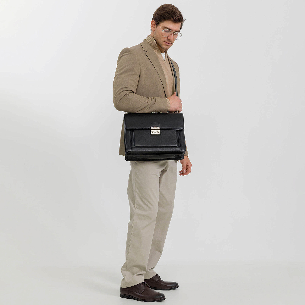 Портфель Dr.Koffer из натуральной кожи черный