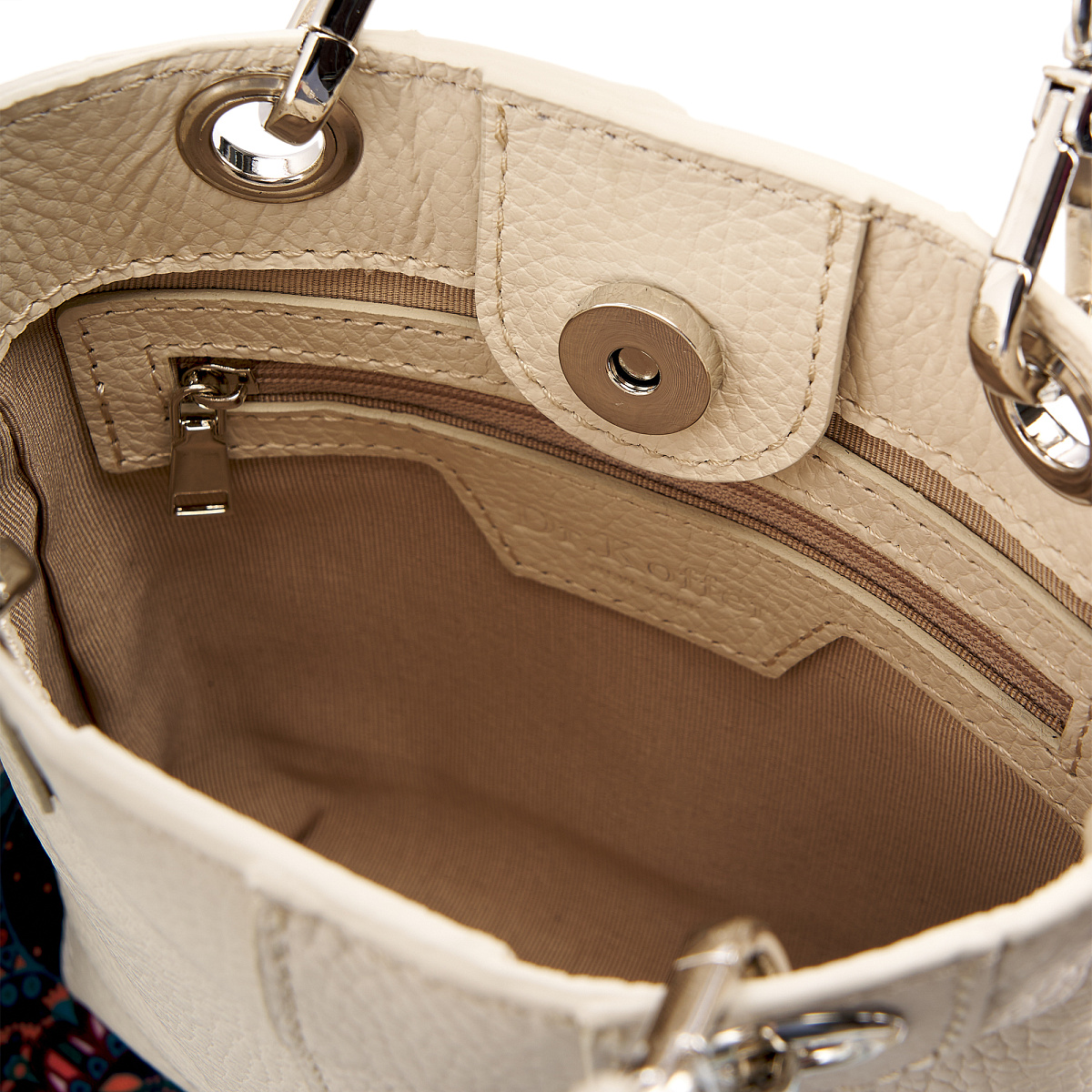 Женская сумка Dr. Koffer из натуральной кожи белая