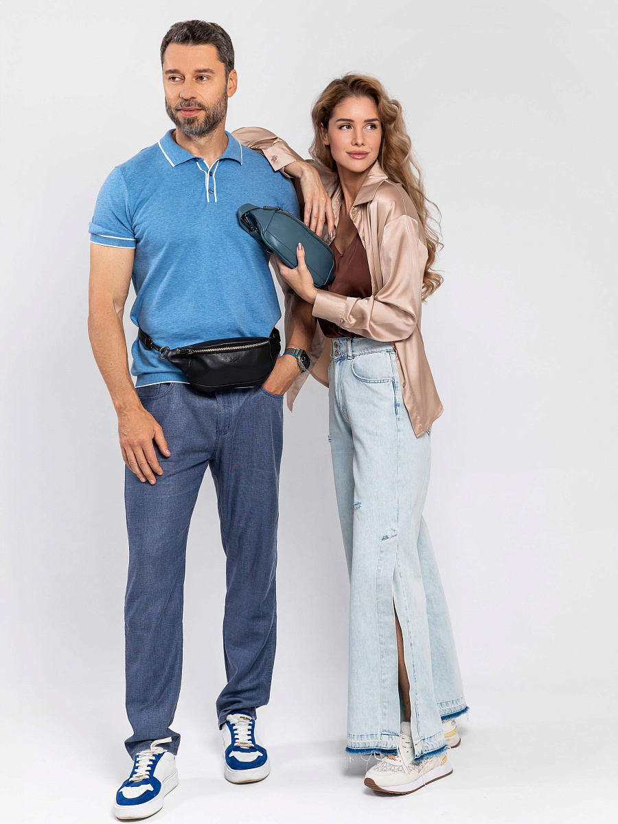 Сумка на пояс Dr. Koffer из натуральной кожи голубая