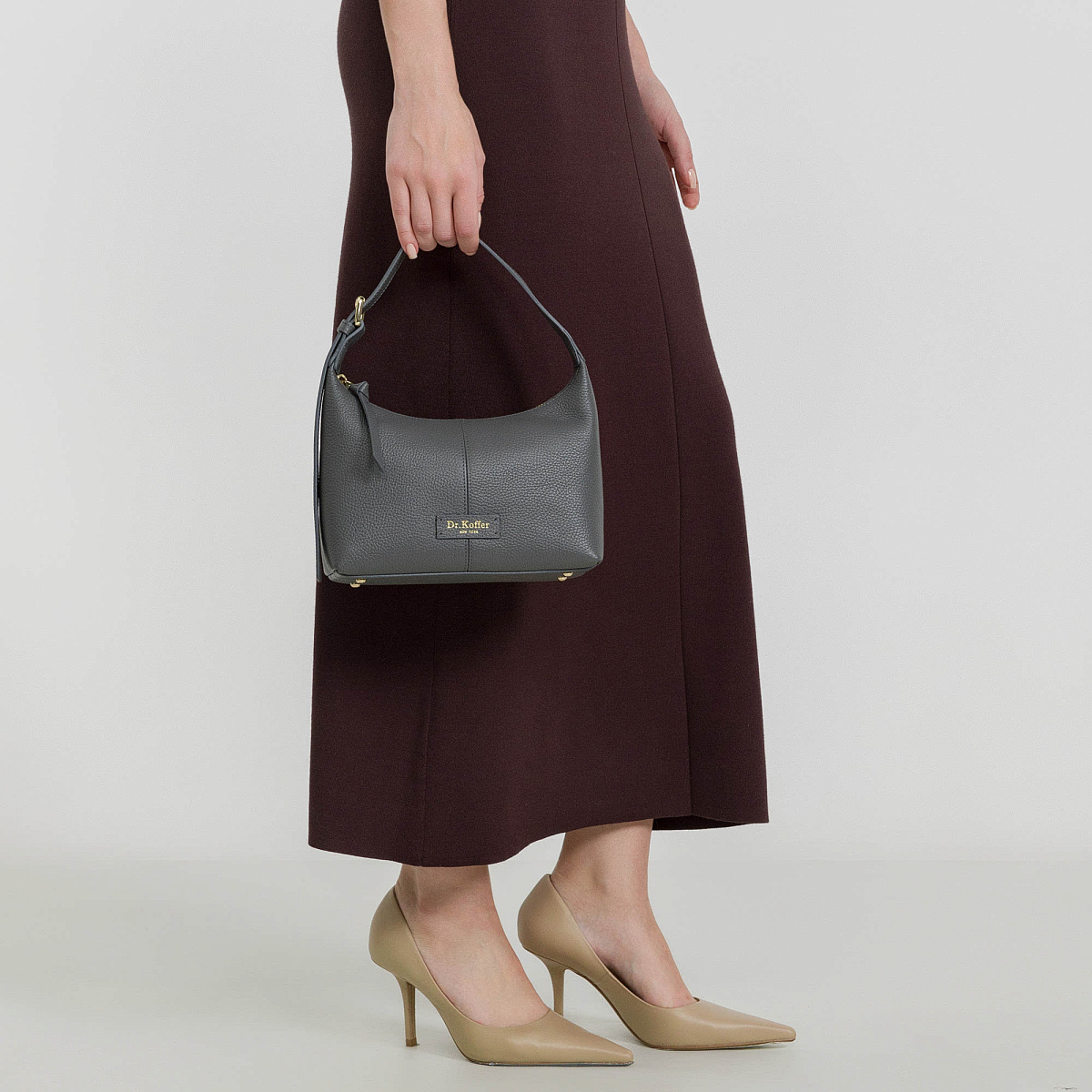 Женская сумка  Dr. Koffer из натуральной кожи серая