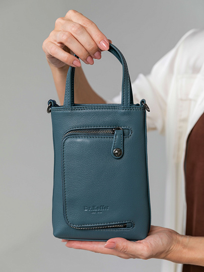 Сумка через плечо Dr.Koffer из натуральной кожи голубая