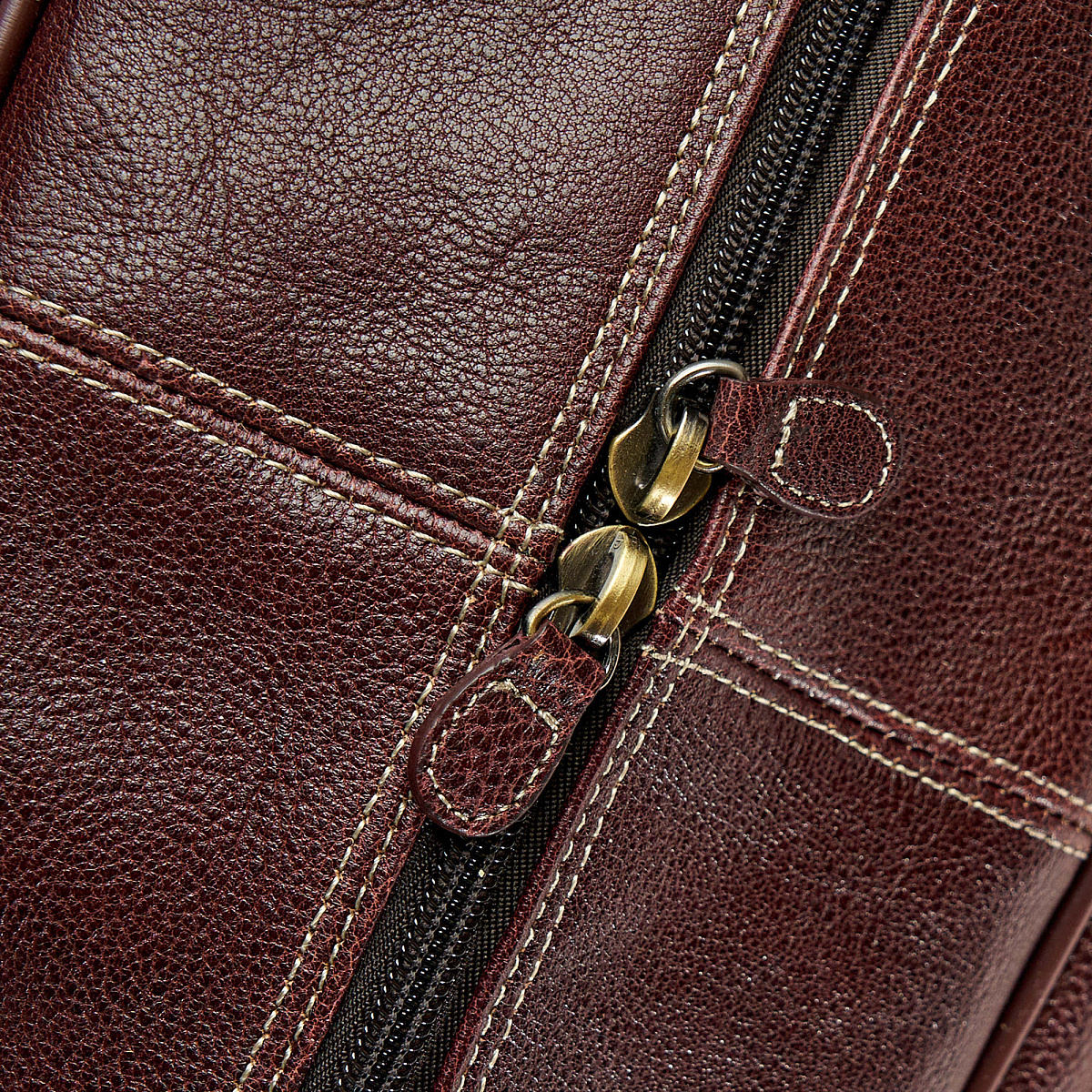 Сумка дорожная Dr.Koffer из натуральной кожи коричневая