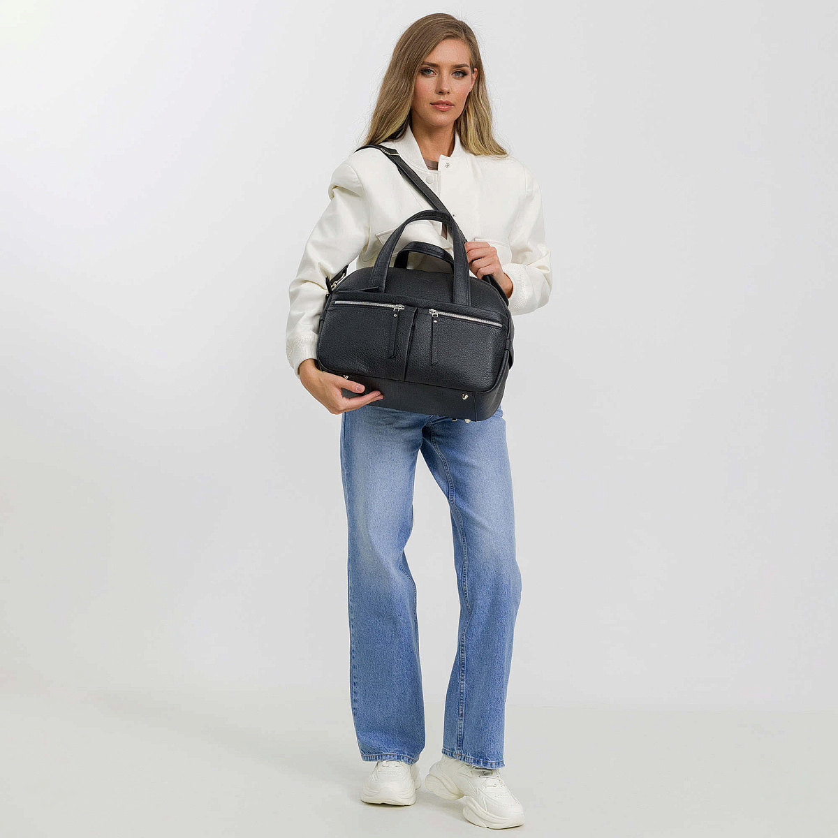 Сумка дорожная Dr.Koffer из натуральной кожи черная