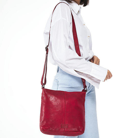 Сумка через плечо Dr.Koffer из натуральной кожи красная