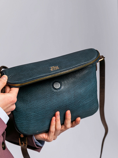 Женская сумка Dr. Koffer из натуральной кожи синяя