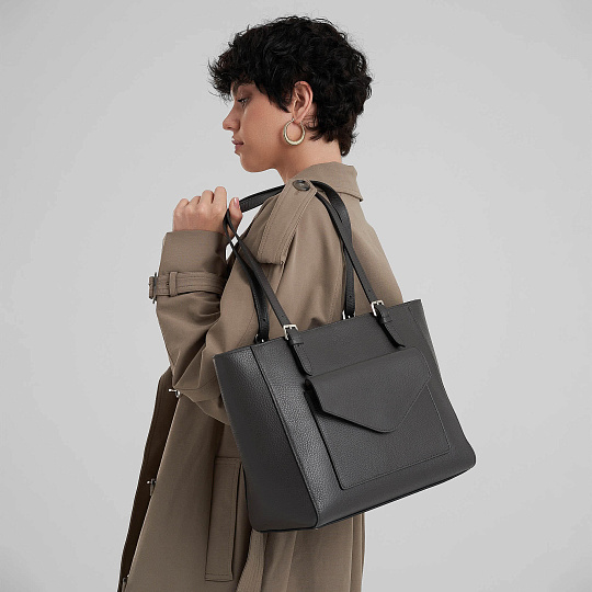 Женская сумка Dr. Koffer из натуральной кожи серая